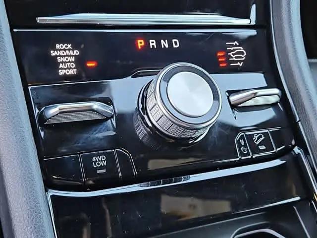2022 Jeep Grand Cherokee Overland 4x4