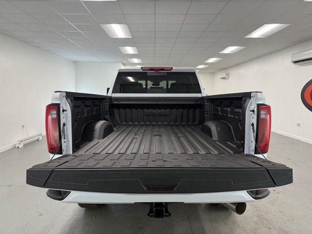 2026 GMC Sierra 2500HD Crew Cab, Standard Bed, Denali, 4WD