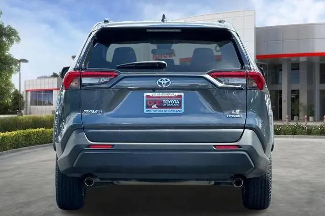 2023 Toyota RAV4 Hybrid LE
