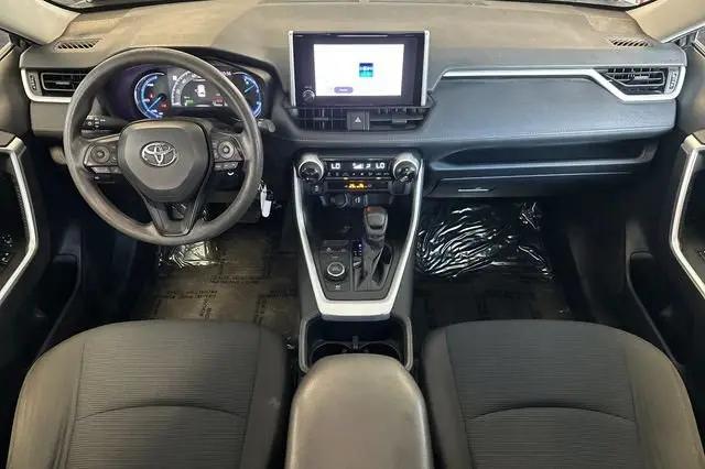 2023 Toyota RAV4 Hybrid LE