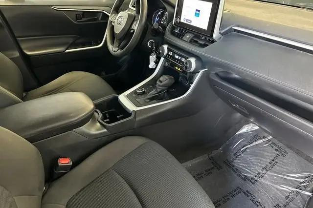 2023 Toyota RAV4 Hybrid LE