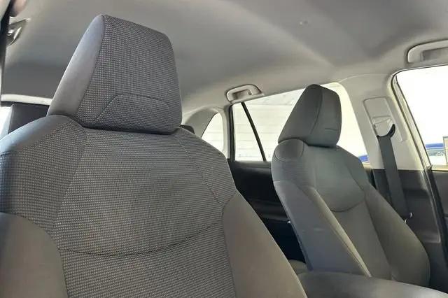 2023 Toyota RAV4 Hybrid LE