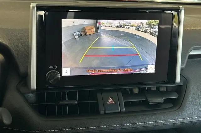 2023 Toyota RAV4 Hybrid LE