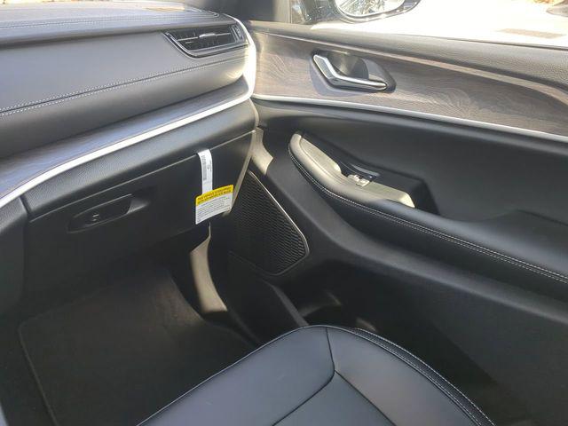 2026 Jeep Grand Cherokee L Limited 4x2