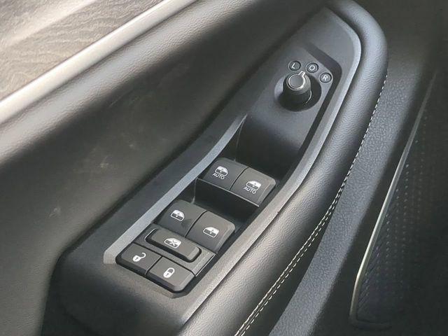 2026 Jeep Grand Cherokee L Limited 4x2