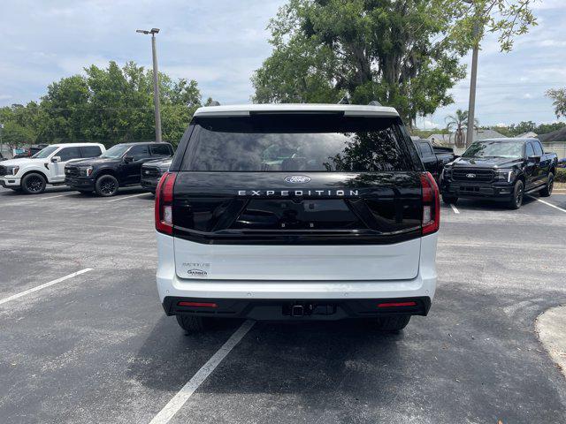 2026 Ford Expedition Active 4x2