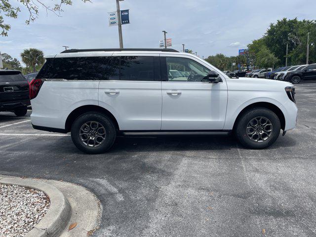 2026 Ford Expedition Active 4x2