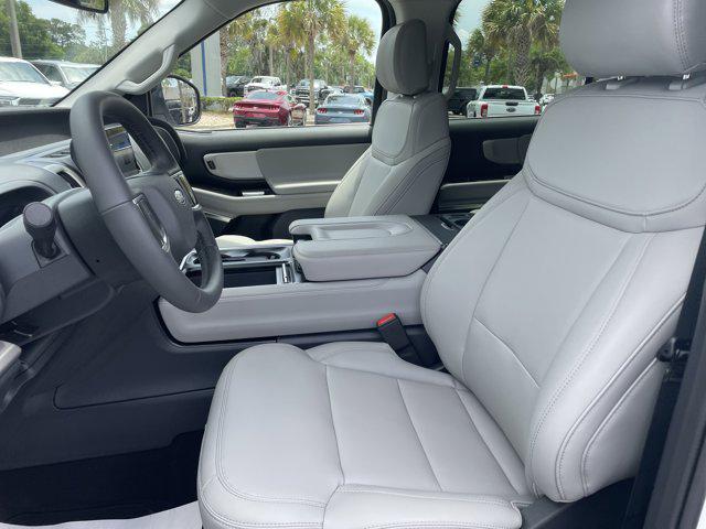 2026 Ford Expedition Active 4x2