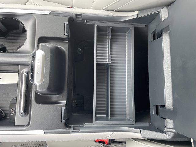 2026 Ford Expedition Active 4x2