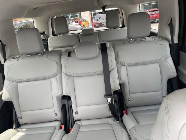 2026 Ford Expedition Active 4x2