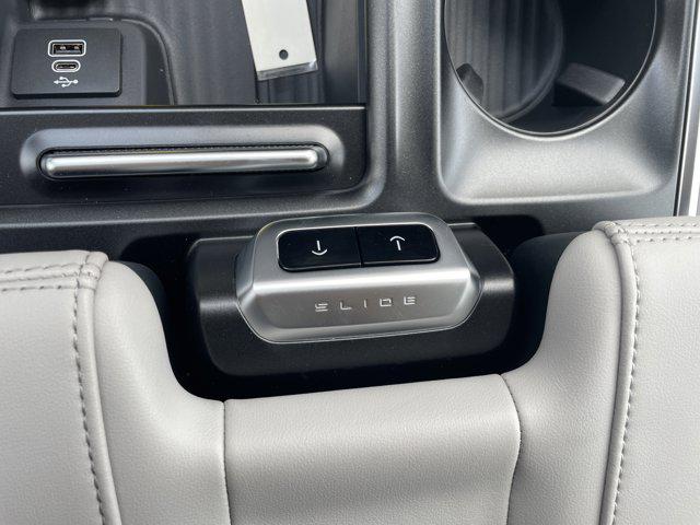 2026 Ford Expedition Active 4x2