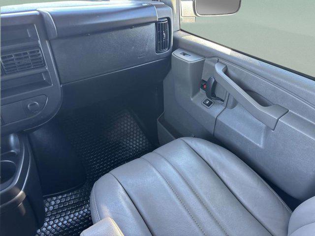 2024 Chevrolet Express Cargo Van RWD 2500 Regular Wheelbase WT