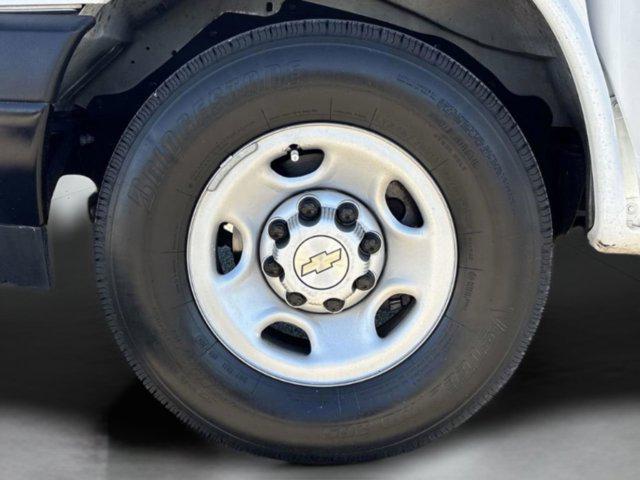2024 Chevrolet Express Cargo Van RWD 2500 Regular Wheelbase WT