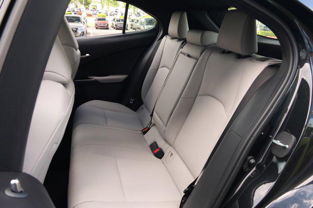 2026 Lexus 300 Premium