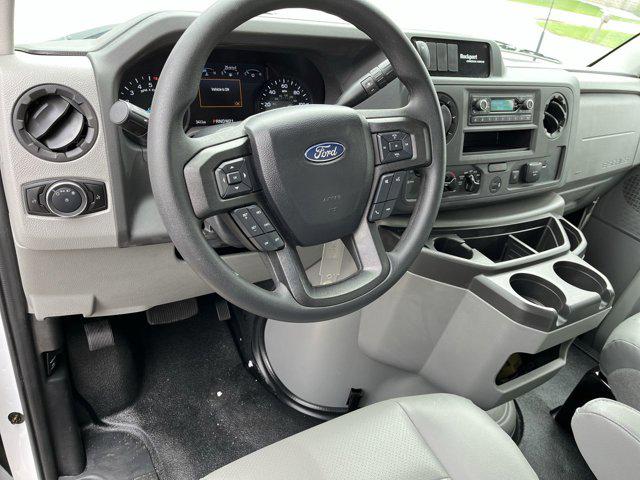 2027 Ford E-Series Cutaway Base