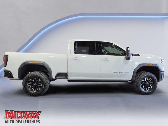 2026 GMC Sierra 2500HD Crew Cab, Standard Bed, AT4X, 4WD