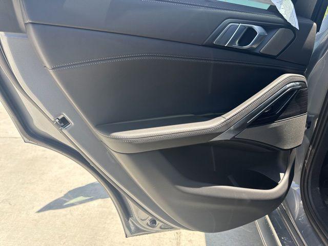 2027 BMW X6 xDrive40i