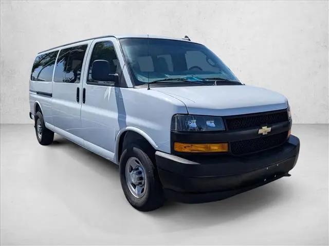 2023 Chevrolet Express Passenger RWD 3500 Extended Wheelbase LS