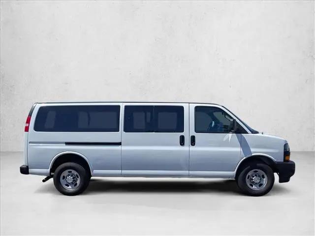 2023 Chevrolet Express Passenger RWD 3500 Extended Wheelbase LS