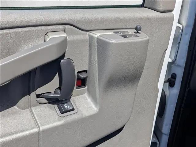 2023 Chevrolet Express Passenger RWD 3500 Extended Wheelbase LS