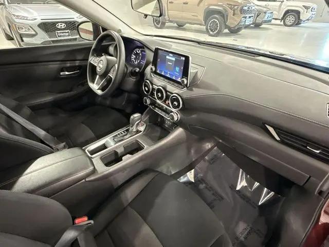 2024 Nissan Sentra SV Xtronic CVT
