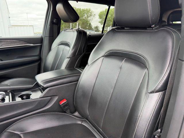 2024 Jeep Grand Cherokee L Limited 4x4