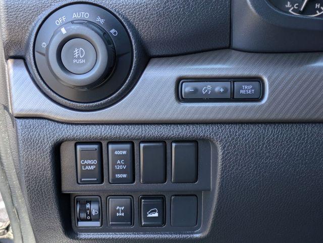 2024 Nissan Titan Crew Cab PRO-4X 4x4