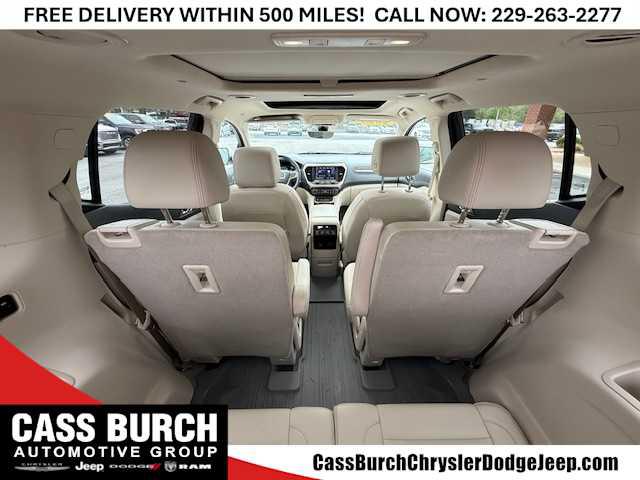 2023 GMC Acadia FWD Denali