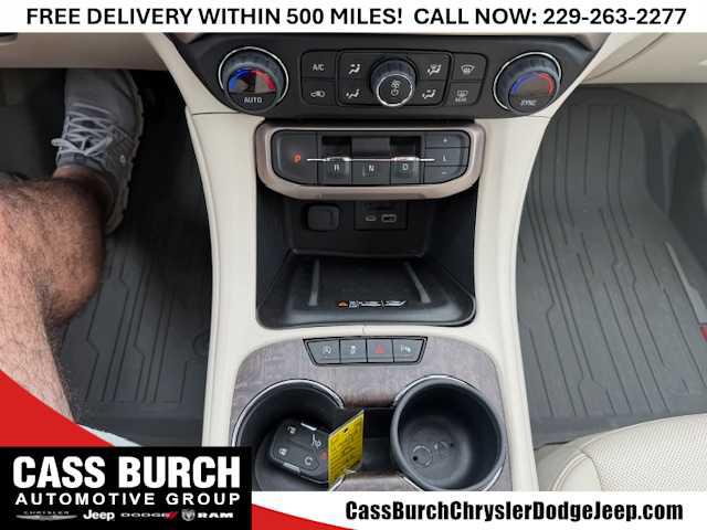 2023 GMC Acadia FWD Denali