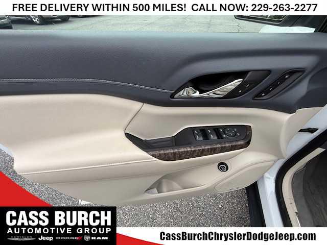 2023 GMC Acadia FWD Denali