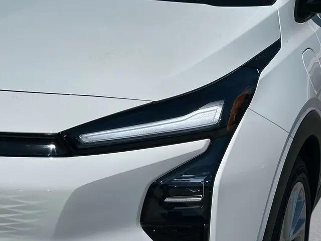 2027 Chevrolet Bolt LT FWD