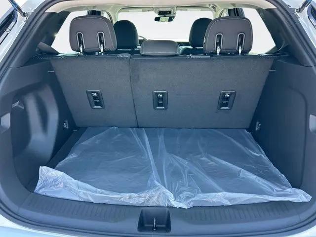 2027 Chevrolet Bolt LT FWD