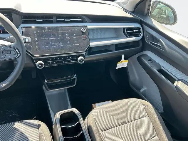 2027 Chevrolet Bolt LT FWD