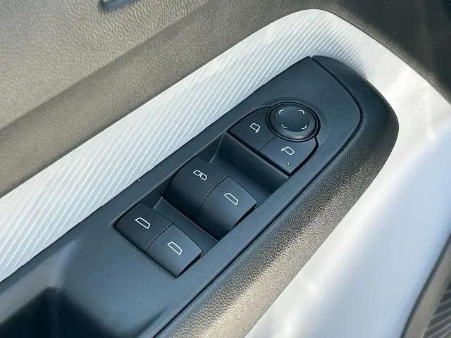 2027 Chevrolet Bolt LT FWD