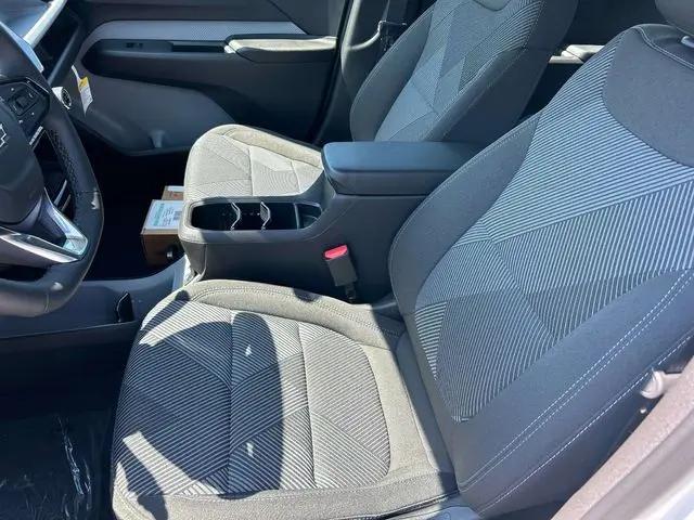 2027 Chevrolet Bolt LT FWD