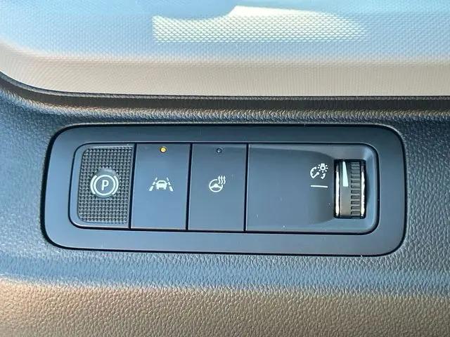 2027 Chevrolet Bolt LT FWD