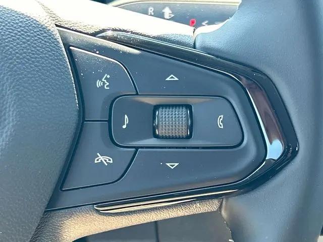 2027 Chevrolet Bolt LT FWD