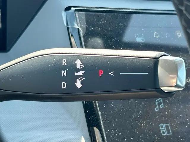 2027 Chevrolet Bolt LT FWD
