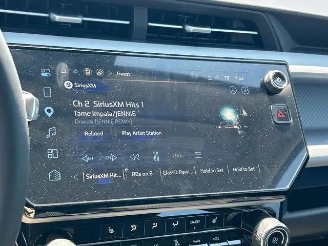 2027 Chevrolet Bolt LT FWD