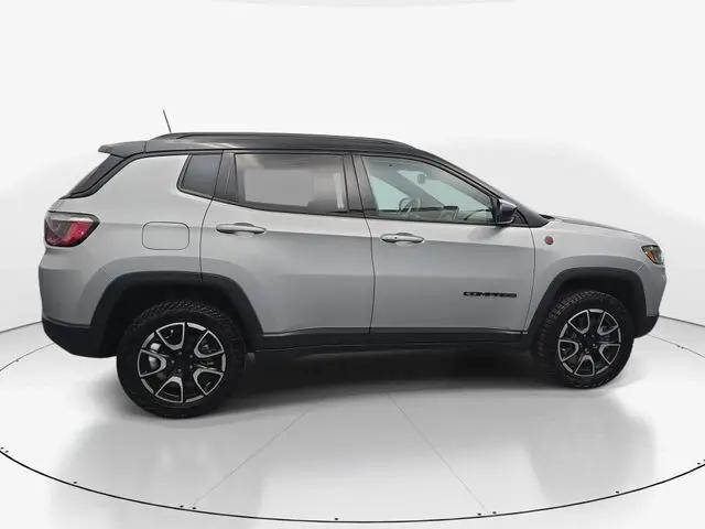 2024 Jeep Compass Trailhawk 4x4
