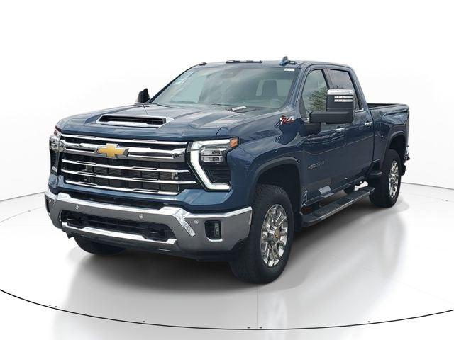 2025 Chevrolet Silverado 2500HD 4WD Crew Cab Standard Bed LTZ
