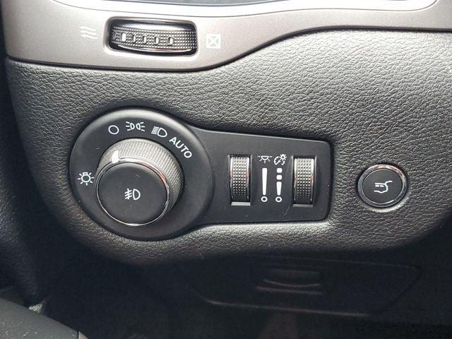 2022 Jeep Cherokee Latitude Lux 4x4