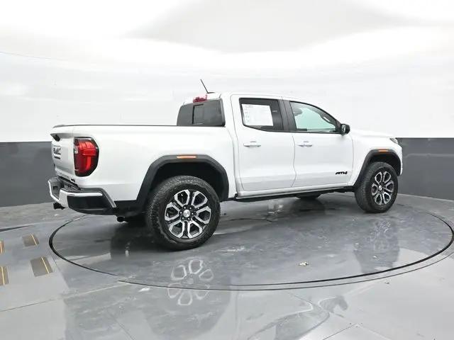 2024 GMC Canyon 4WD AT4