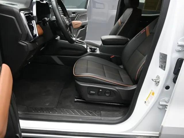 2024 GMC Canyon 4WD AT4
