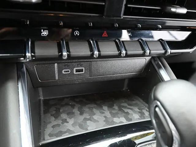 2024 GMC Canyon 4WD AT4