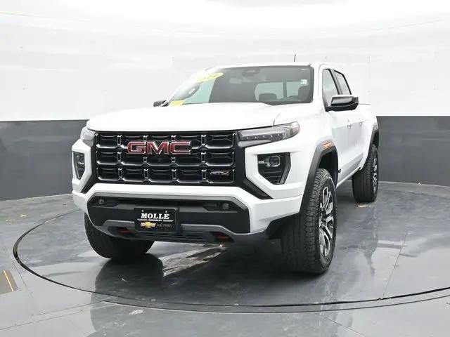 2024 GMC Canyon 4WD AT4