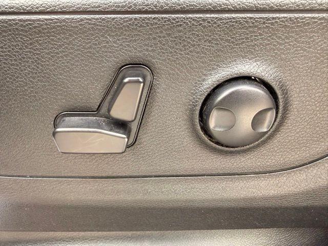 2023 Ram 1500 Big Horn Crew Cab 4x4 64 Box