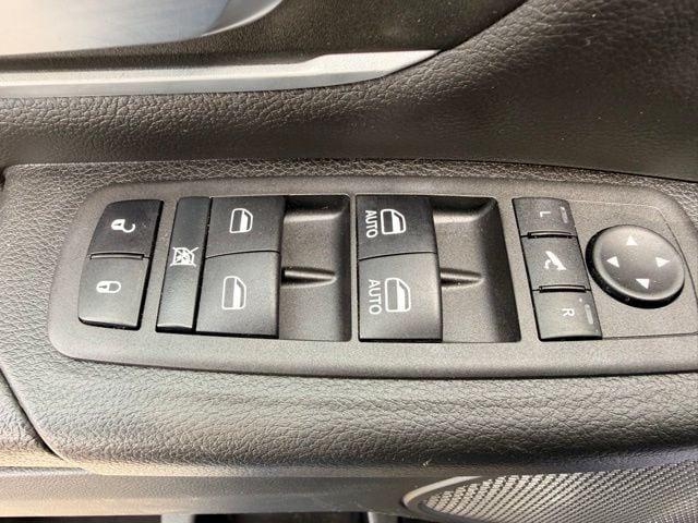 2023 Ram 1500 Big Horn Crew Cab 4x4 64 Box