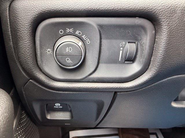 2023 Ram 1500 Big Horn Crew Cab 4x4 64 Box