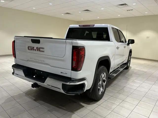 2026 GMC Sierra 1500 Crew Cab, Short Bed, SLT, RWD